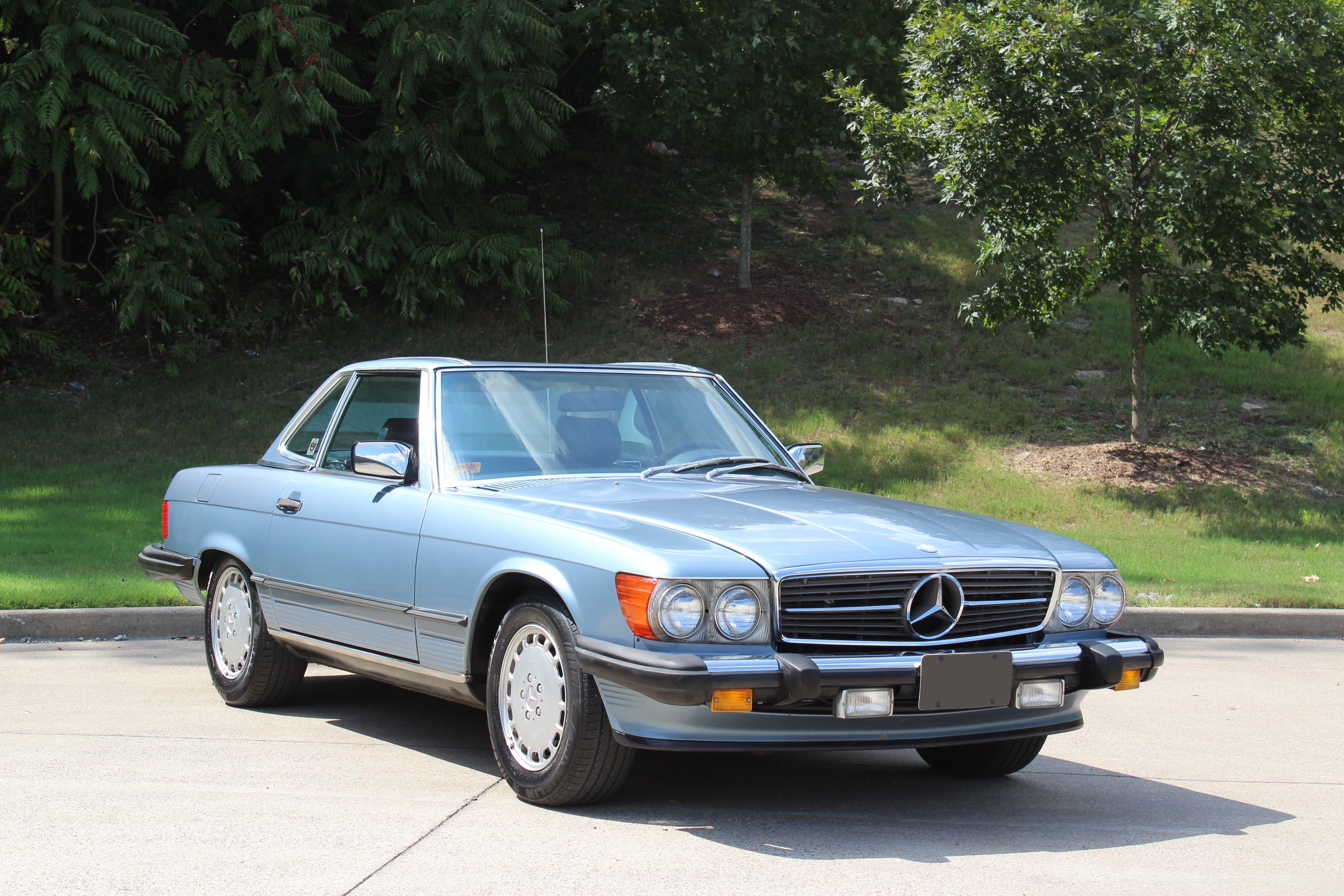 1988 Mercedes-Benz 560 SL