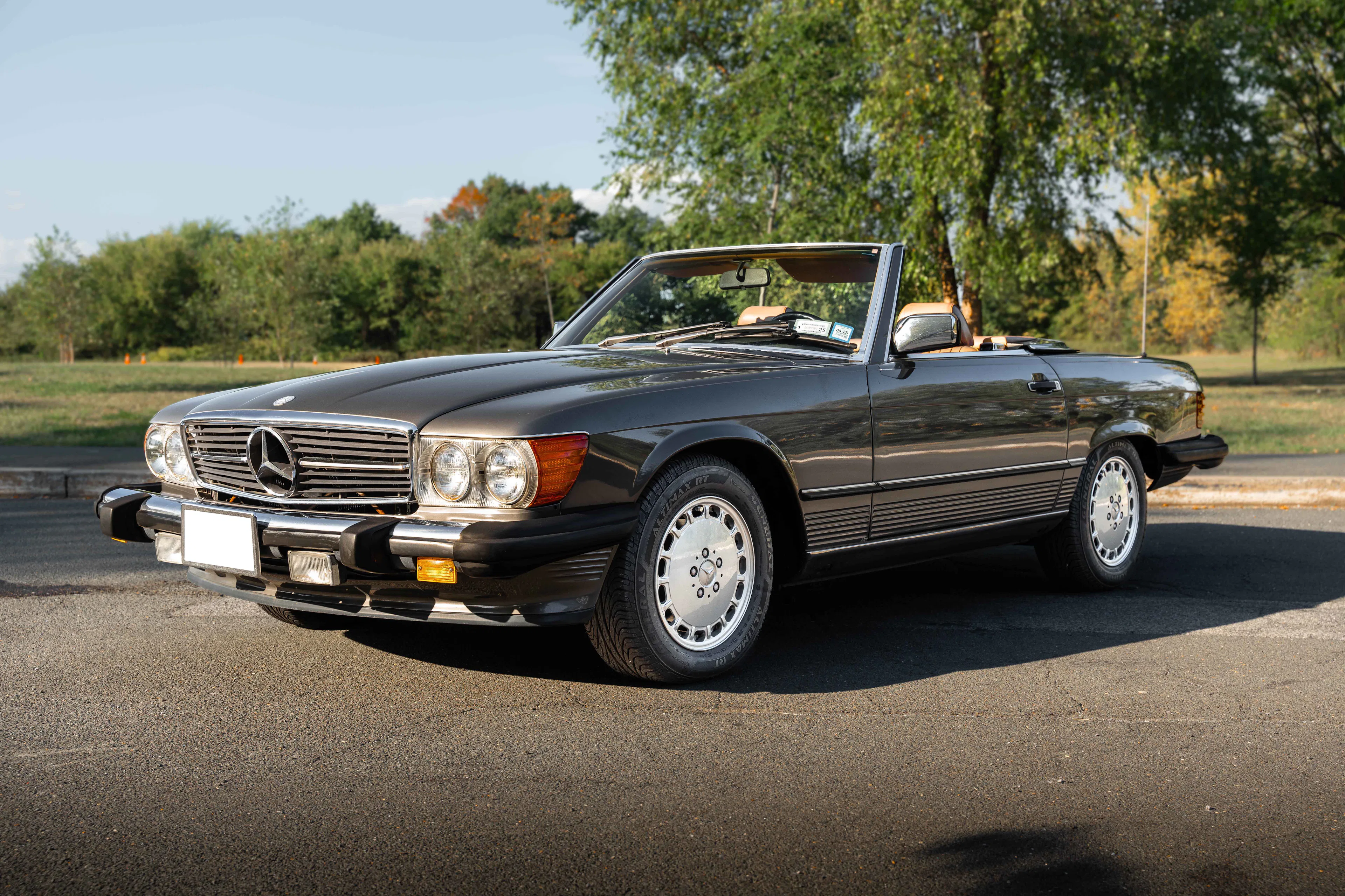 1986 Mercedes-Benz 560 SL
