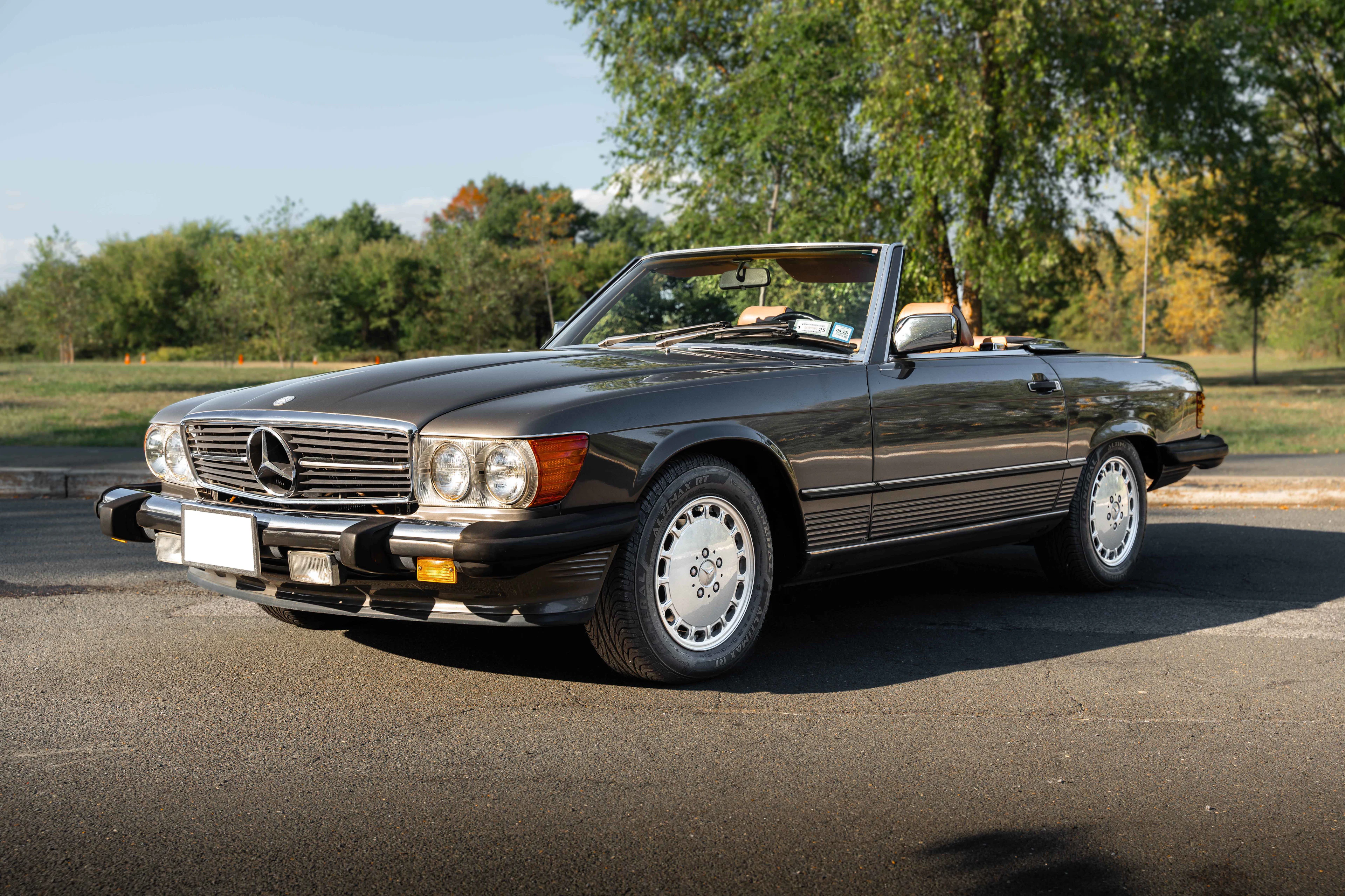 1986 Mercedes-Benz 560 SL