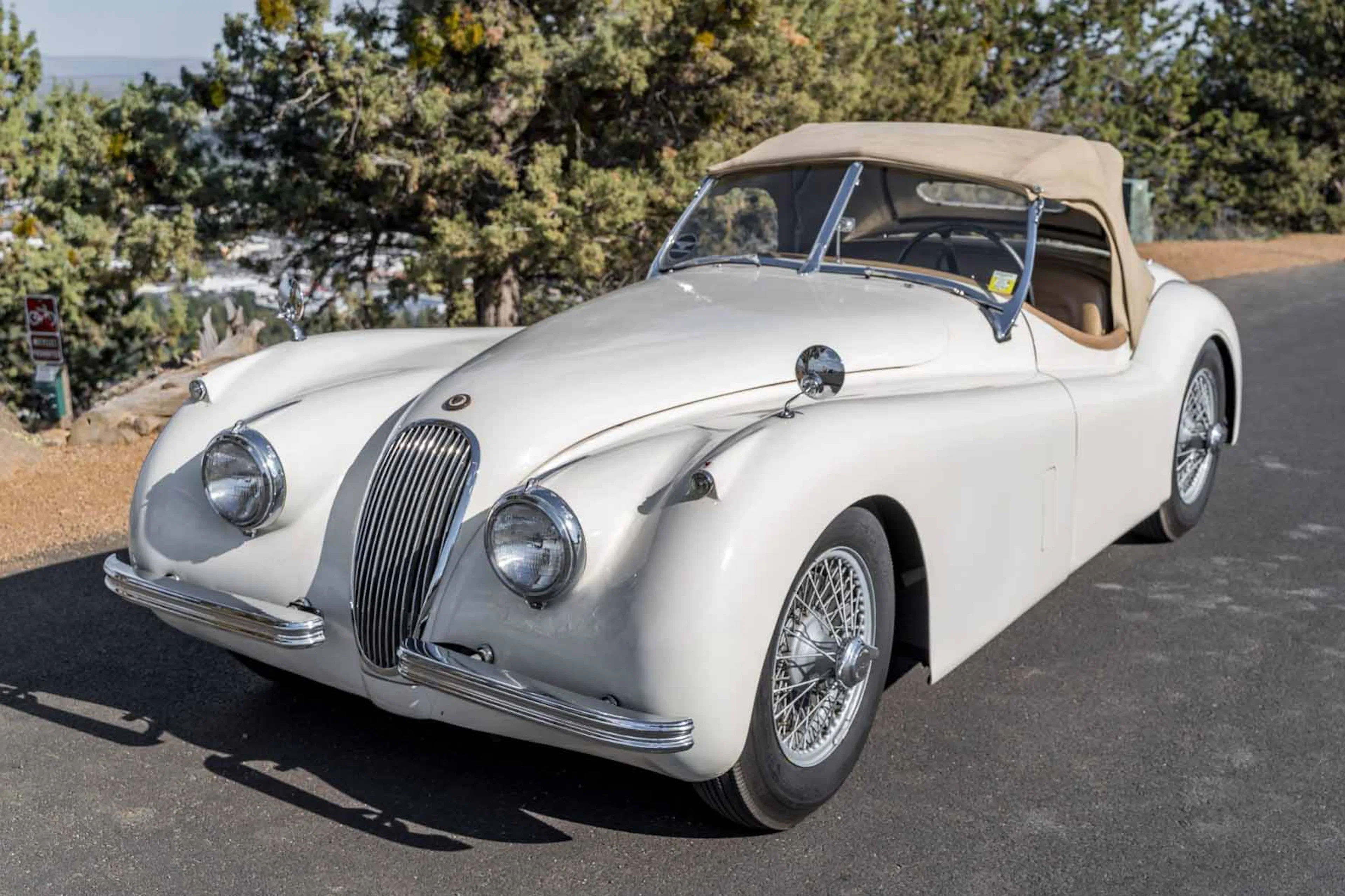 1953 Jaguar XK120 SE Roadster