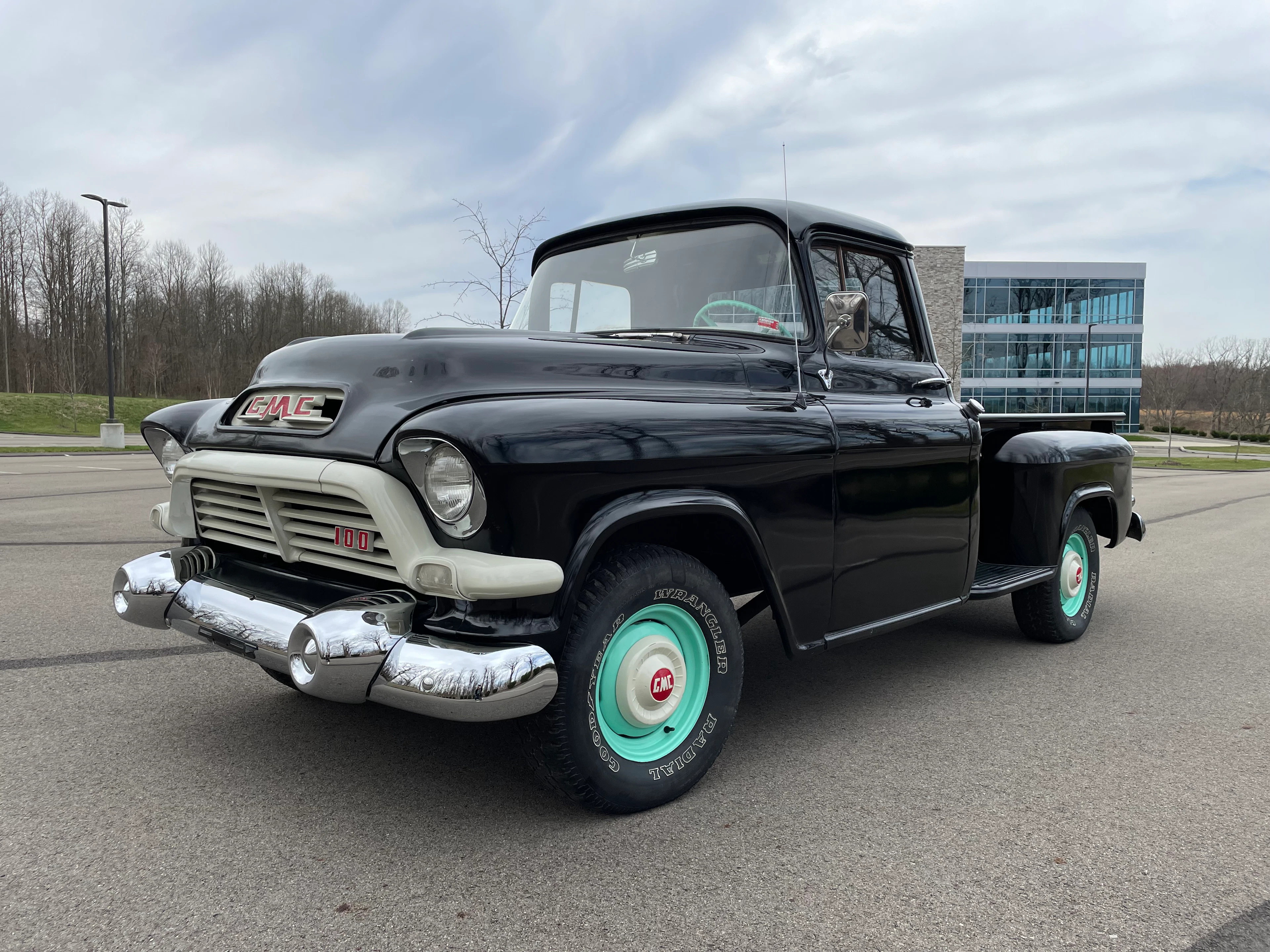 1957 GMC Series 100