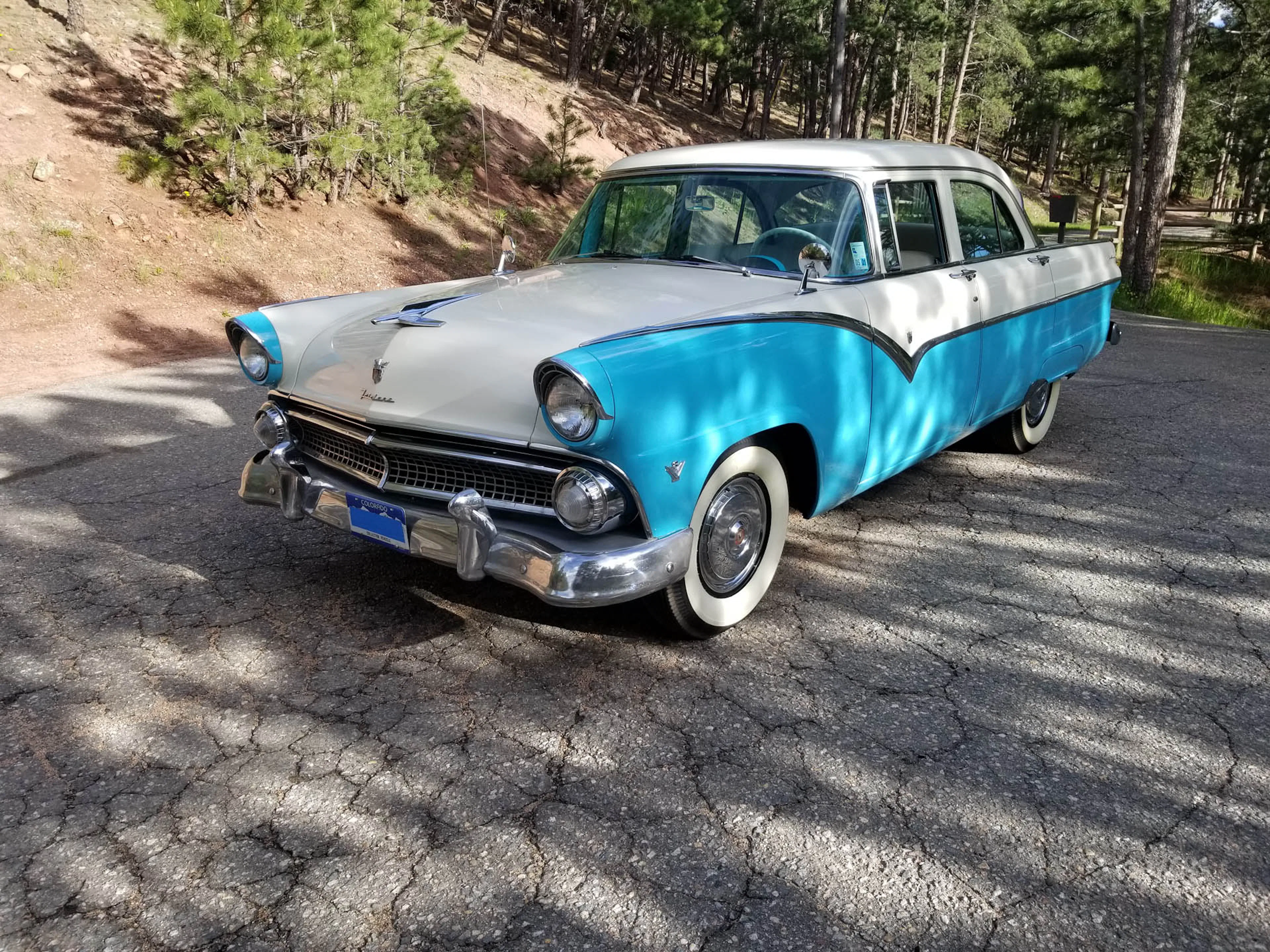1955 Ford Fairlane Town Sedan