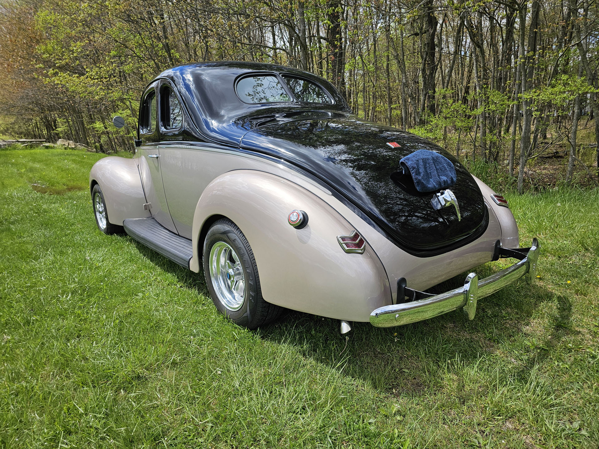 1940 Ford Deluxe Two-Door Coupe for sale