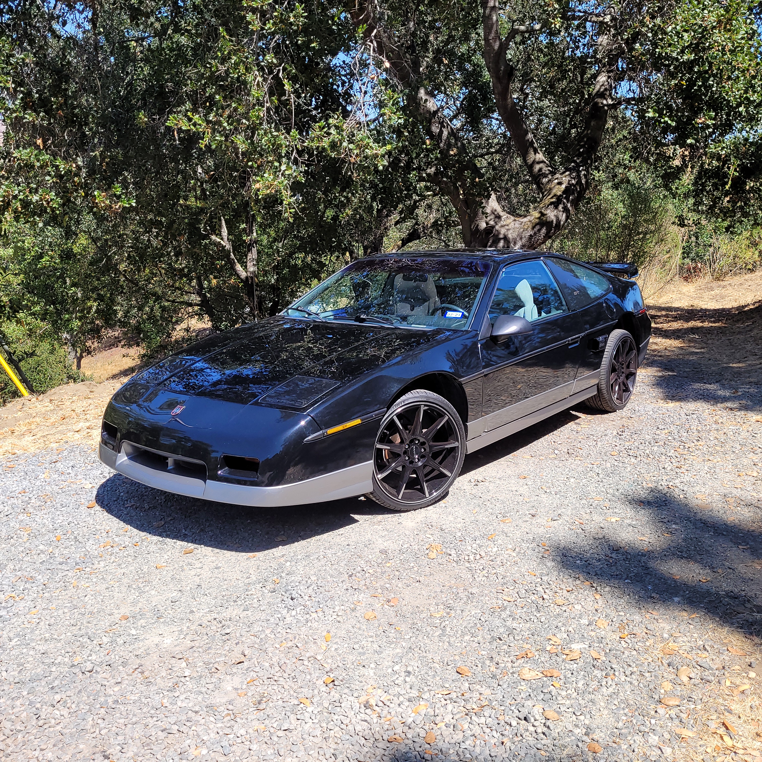 No Reserve: V8-Powered 1986 Pontiac Fiero GT 5-Speed for sale on BaT  Auctions - sold for $11,000 on January 7, 2023 (Lot #95,275)