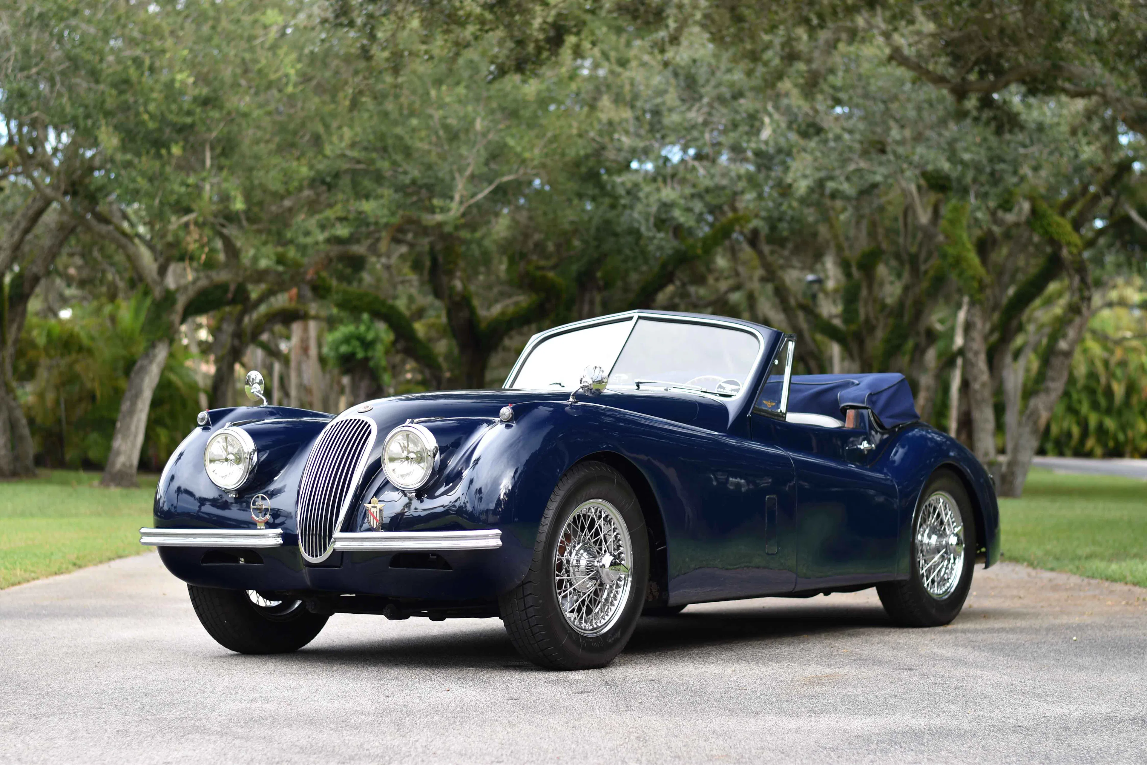 1953 Jaguar XK120 SE Drophead Coupe