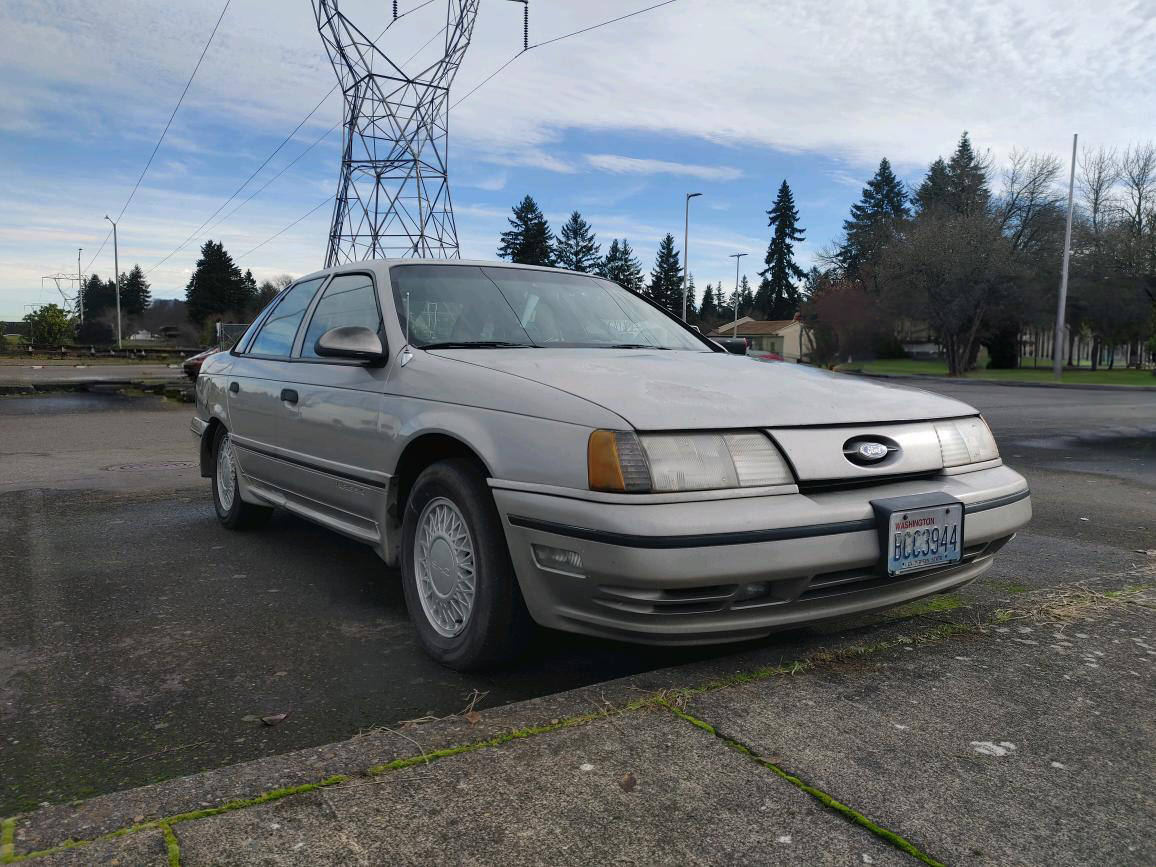 1990 Ford Taurus SHO