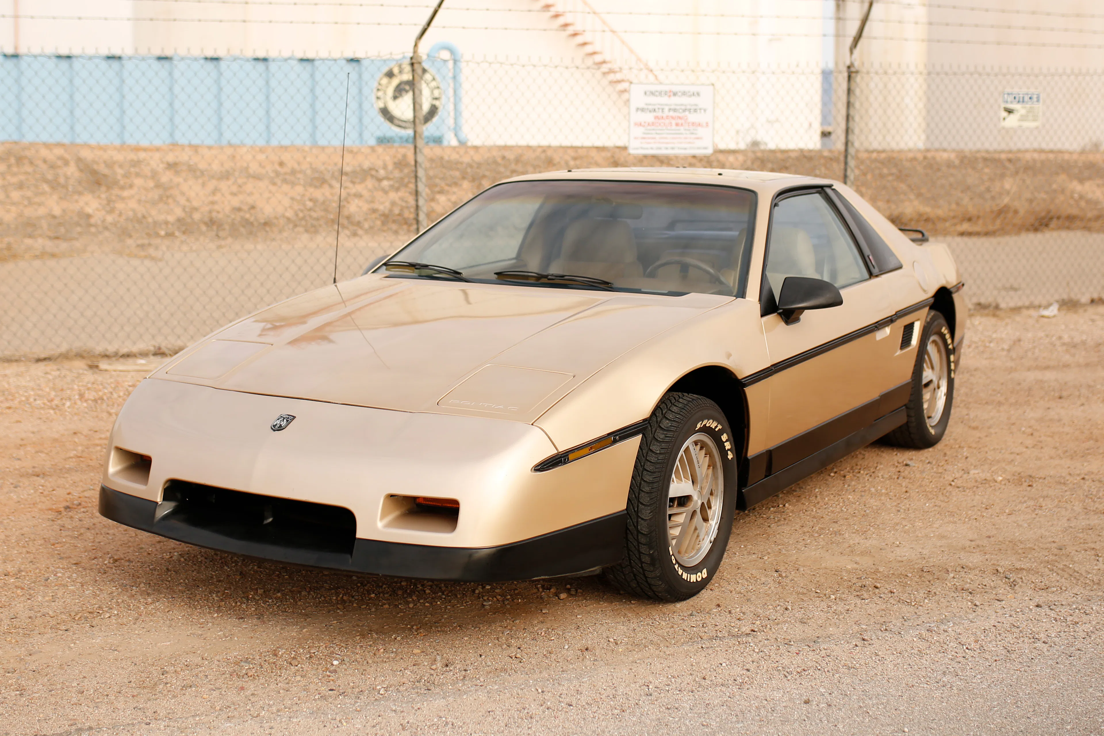 1986 Pontiac Fiero SE