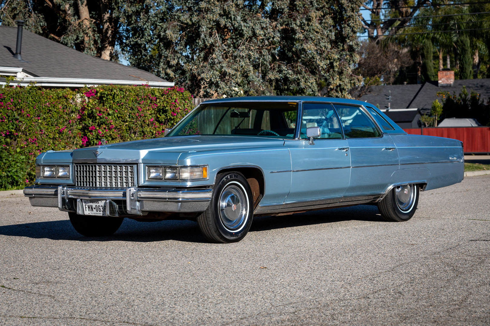 1976 Cadillac Sedan de Ville