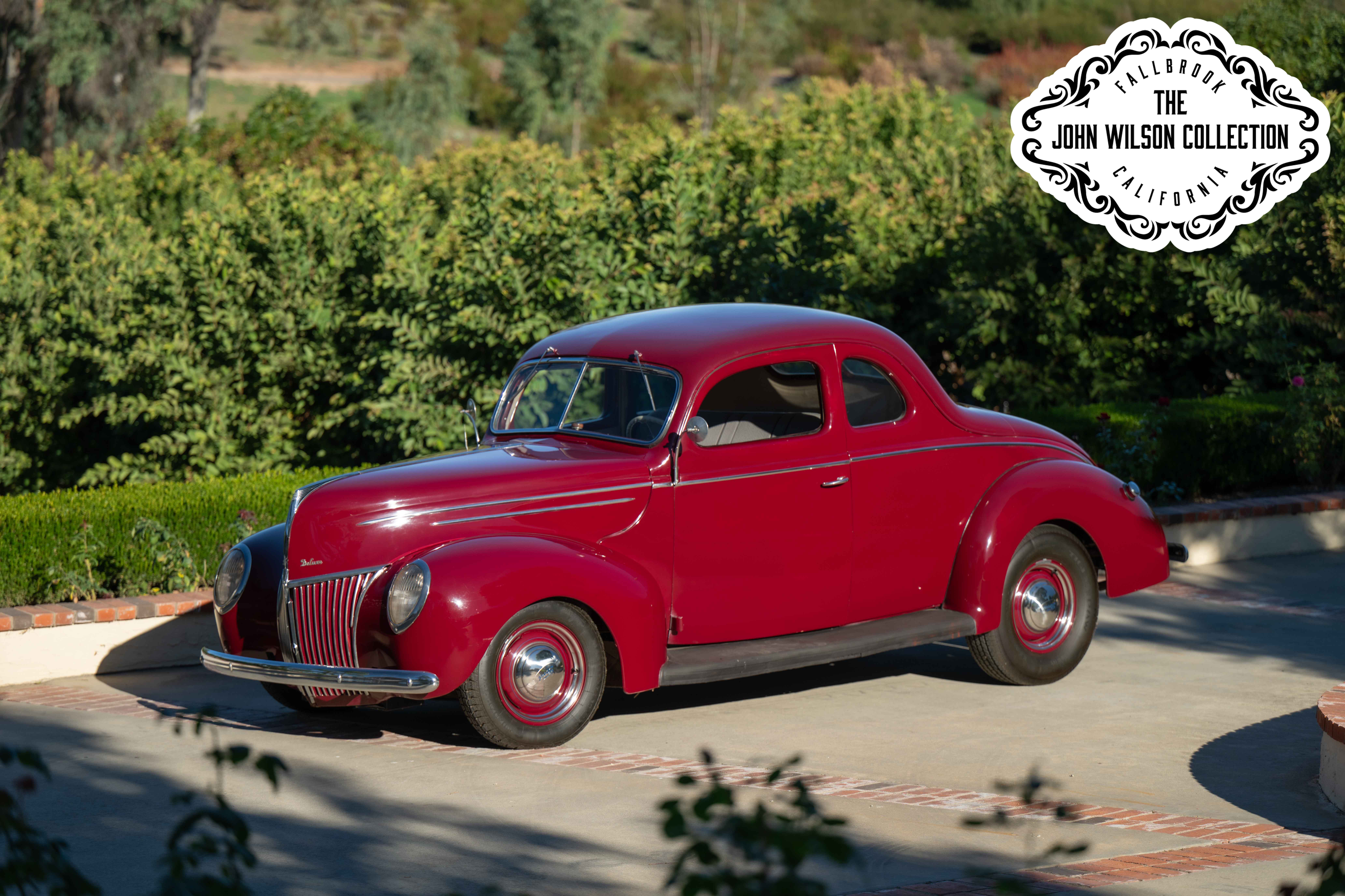 1939 Ford V-8 De Luxe Coupe