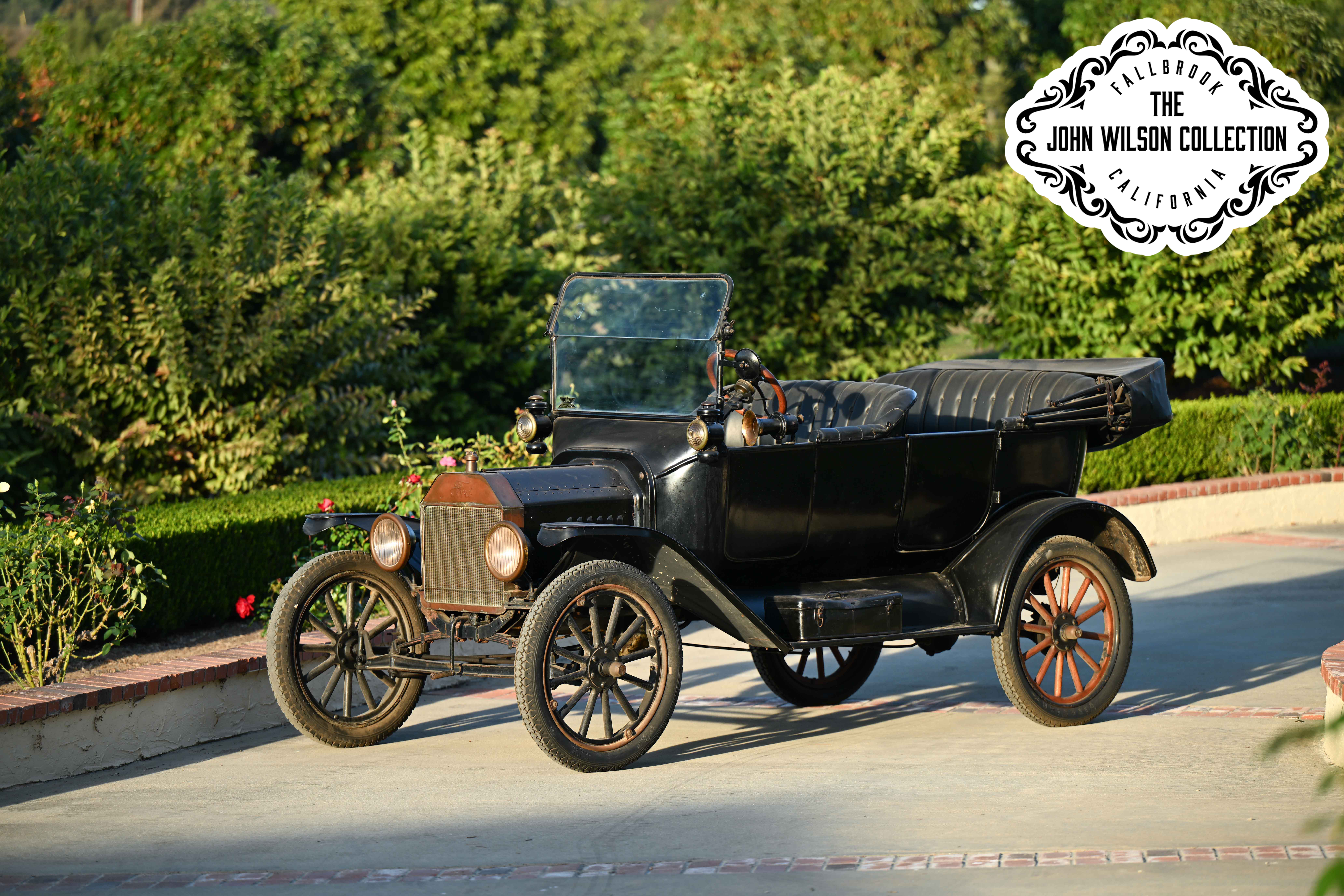 1915 Ford Model T Touring