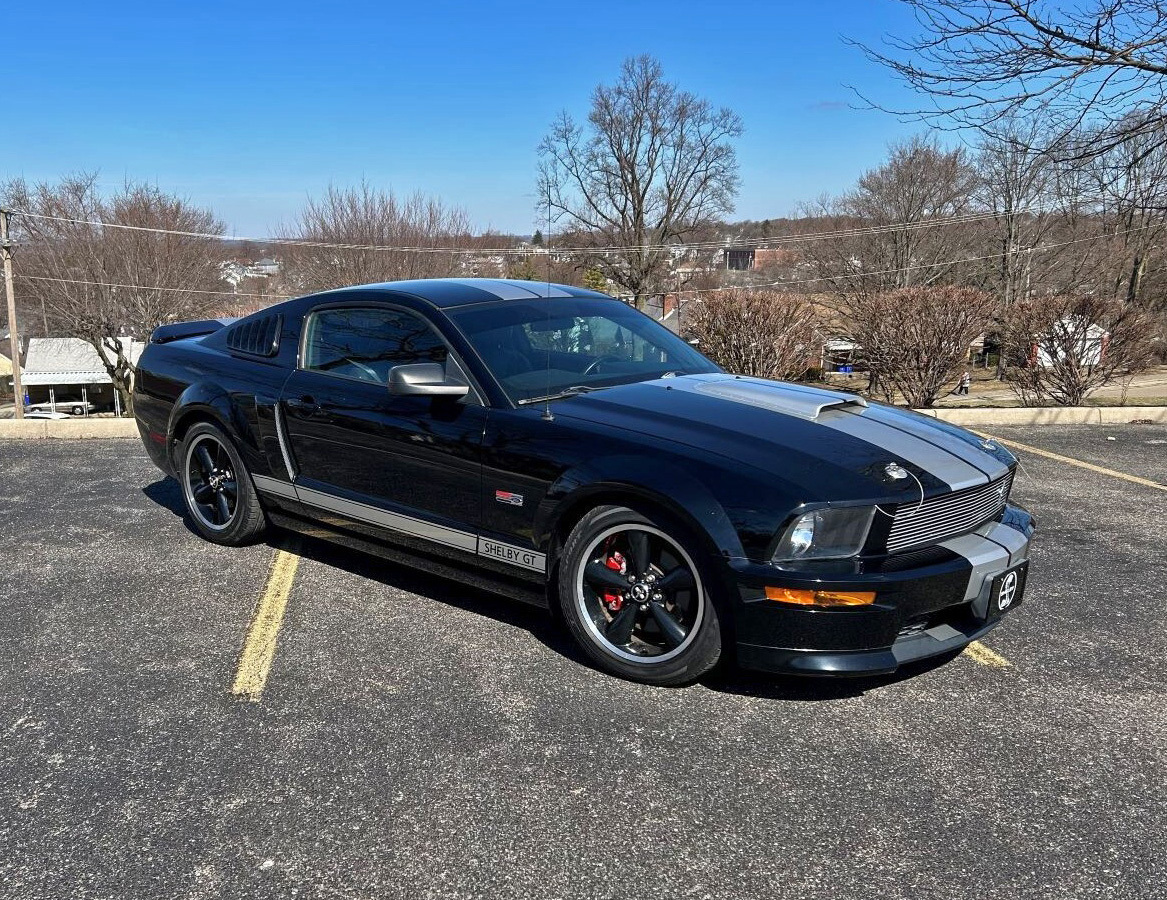 31k-Mile 2007 Ford Mustang Shelby GT Five-Speed 
