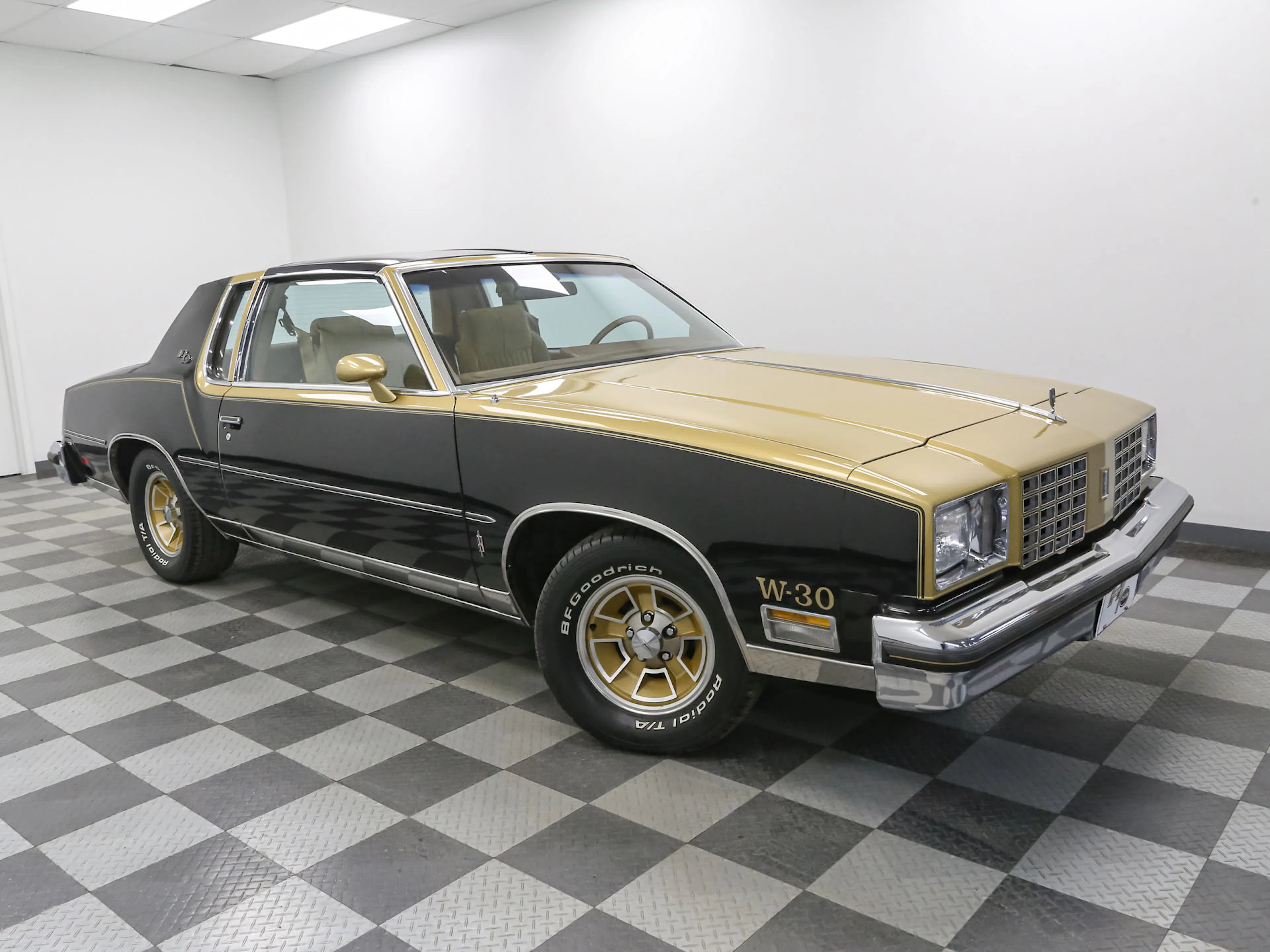 1979 Oldsmobile Cutlass Hurst/Olds W-30