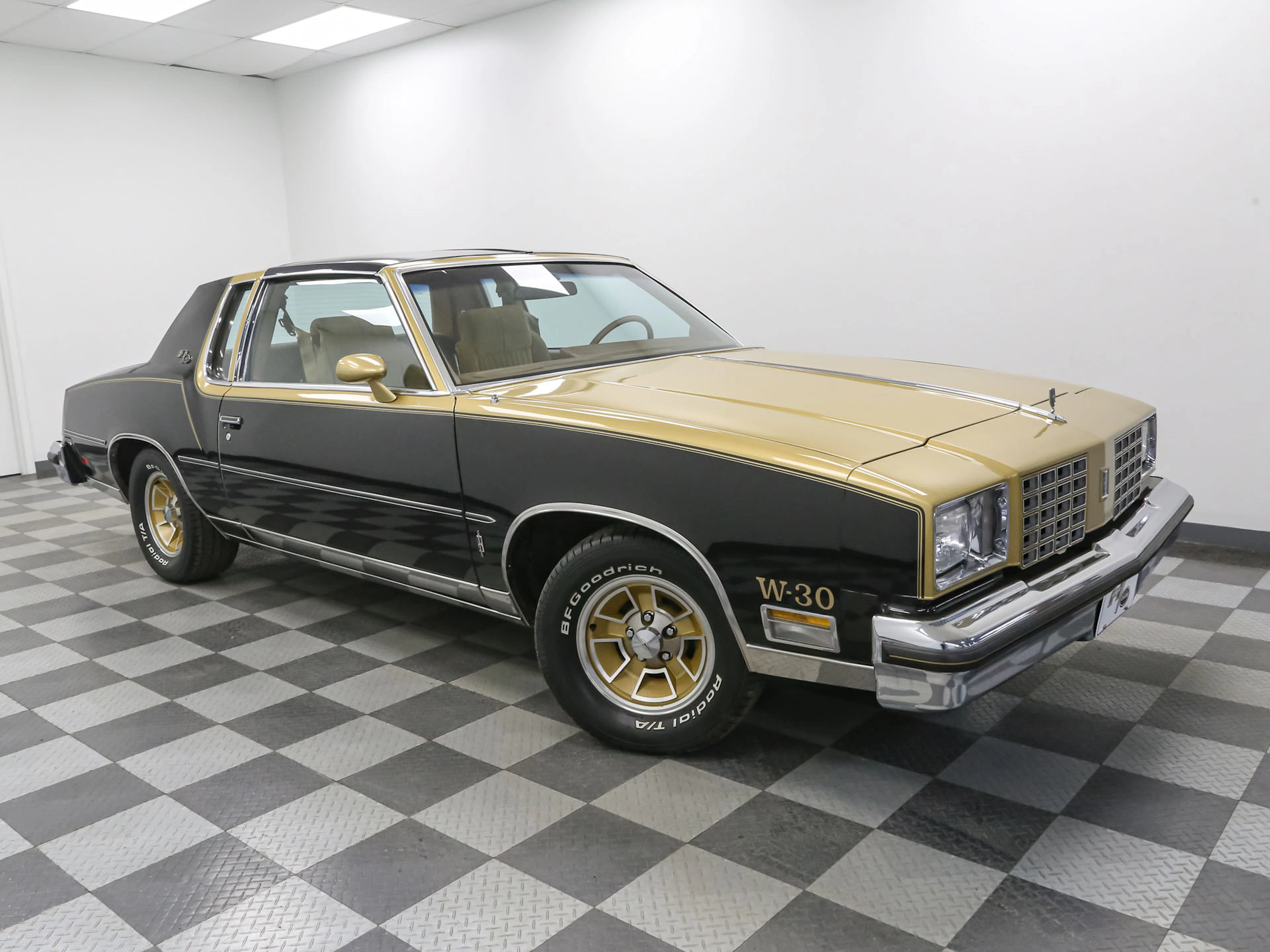 1979 Oldsmobile Cutlass Hurst/Olds W-30