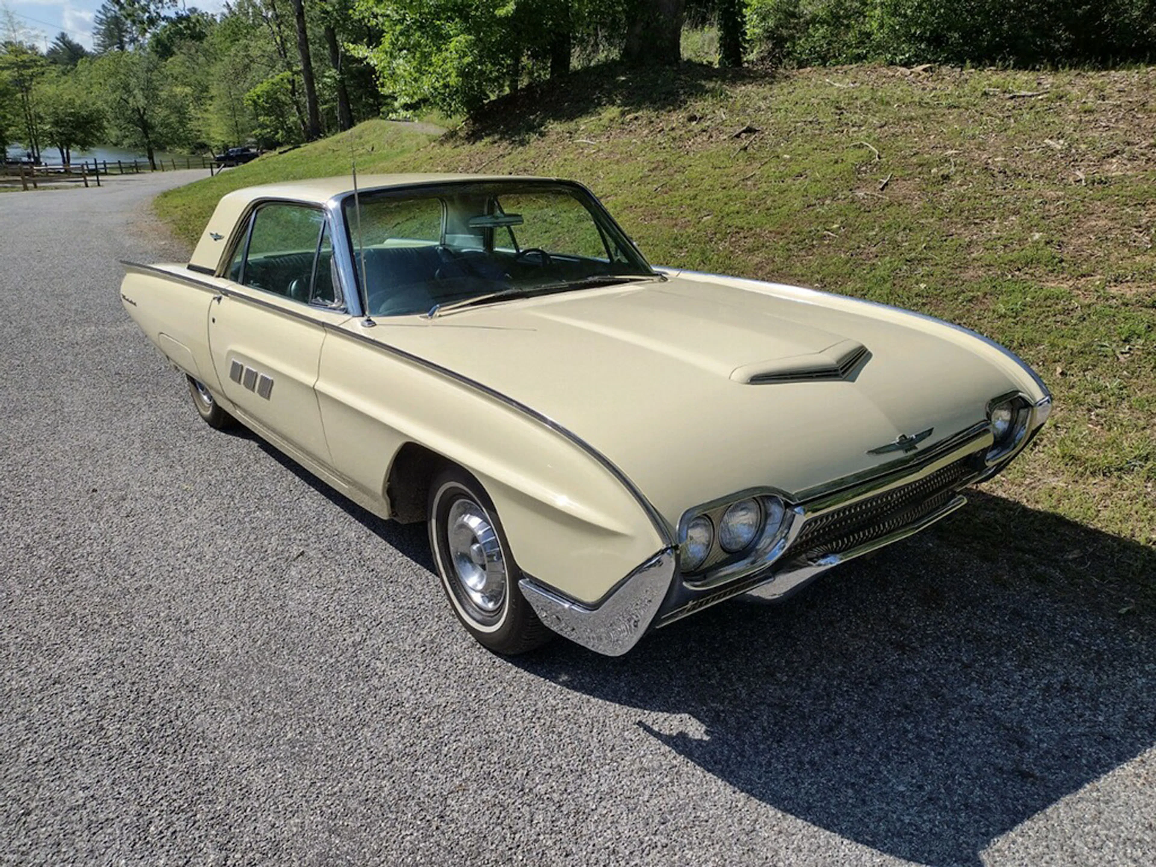1963 Ford Thunderbird Hardtop