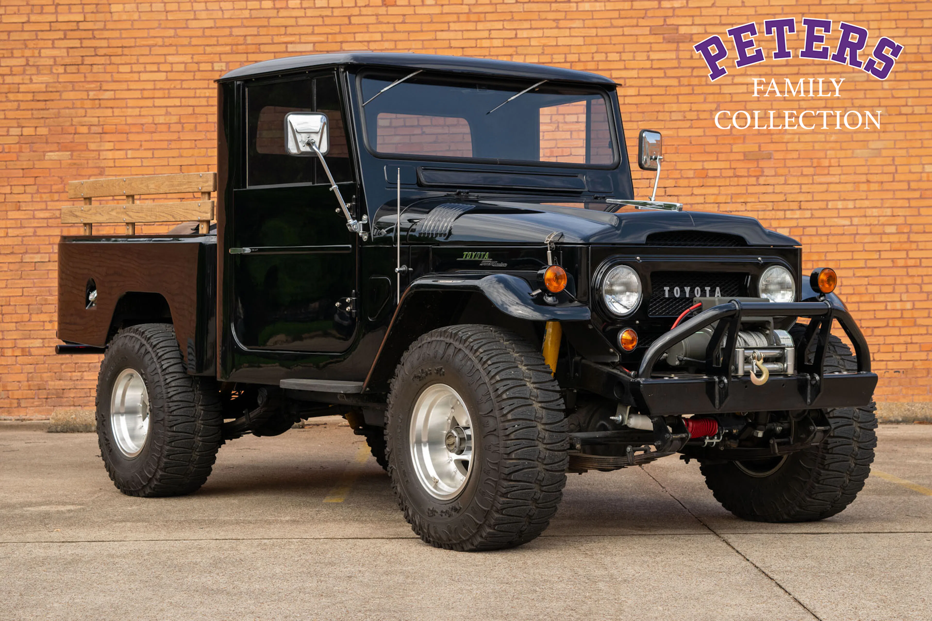1963 Toyota Land Cruiser FJ45 Pickup Restomod