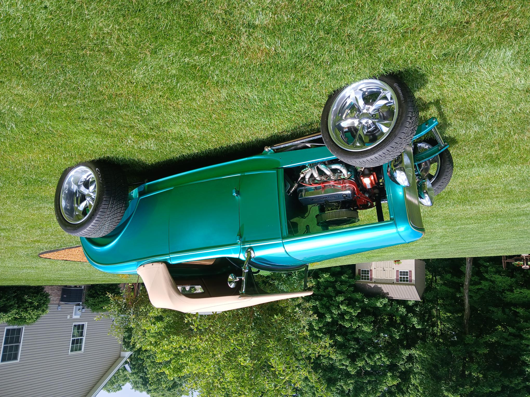 1932 Ford Model 18 Deluxe Highboy Roadster