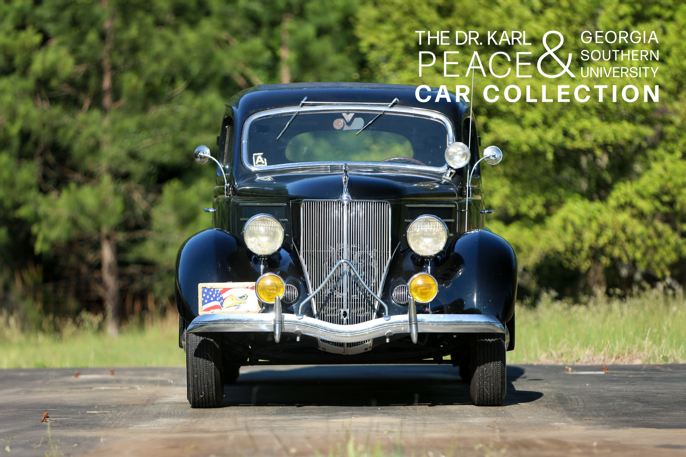 1936 Ford Model 68 DeLuxe Fordor Sedan