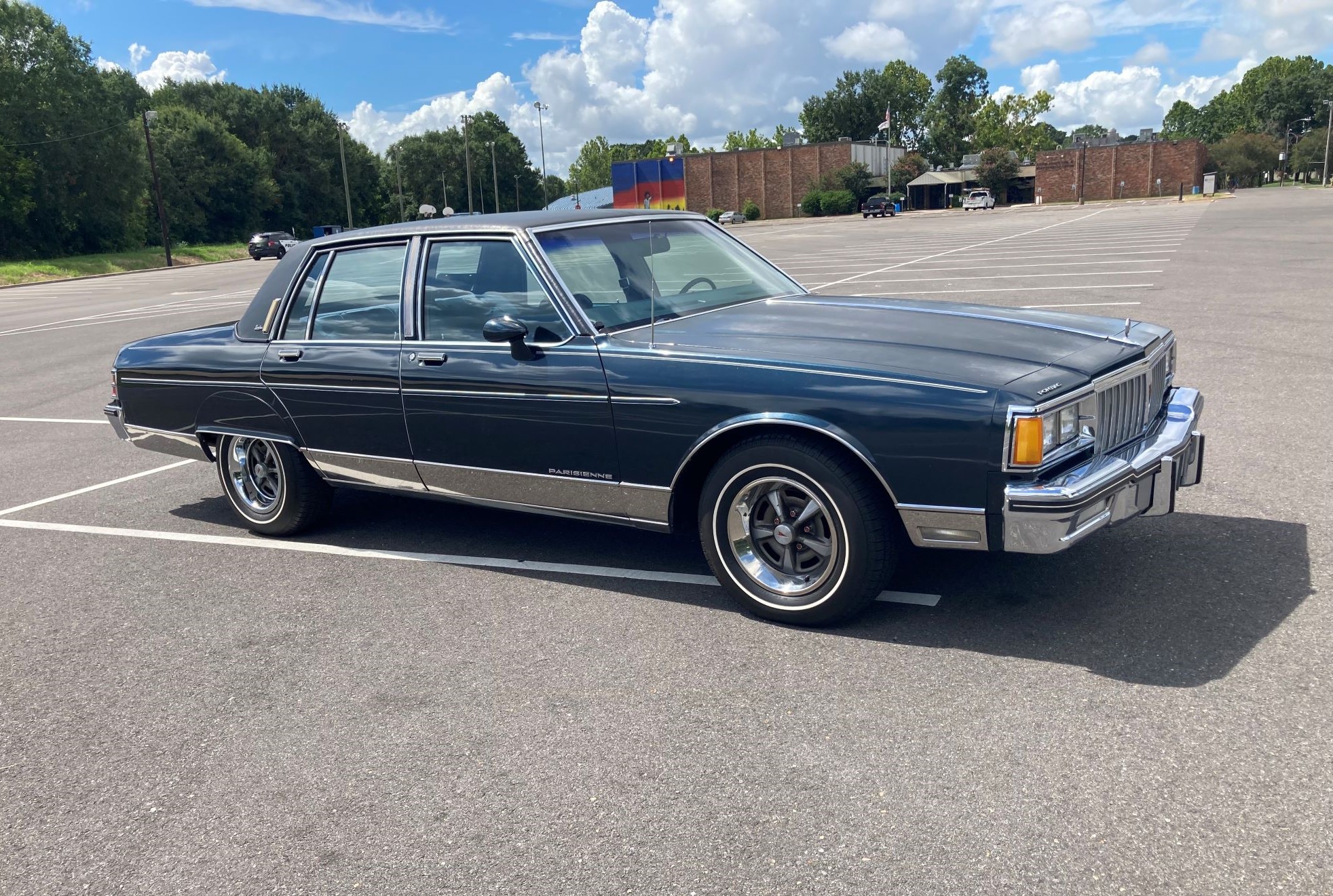 1985 Pontiac Parisienne Brougham Sedan 