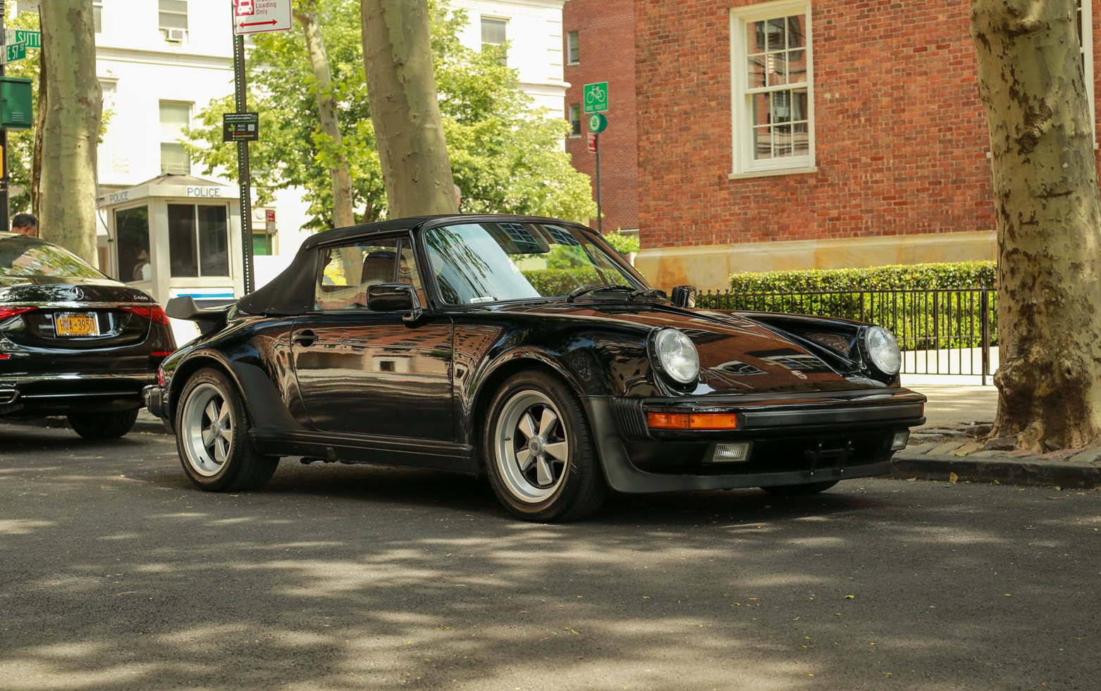 1987 Porsche 911 Carrera Cabriolet