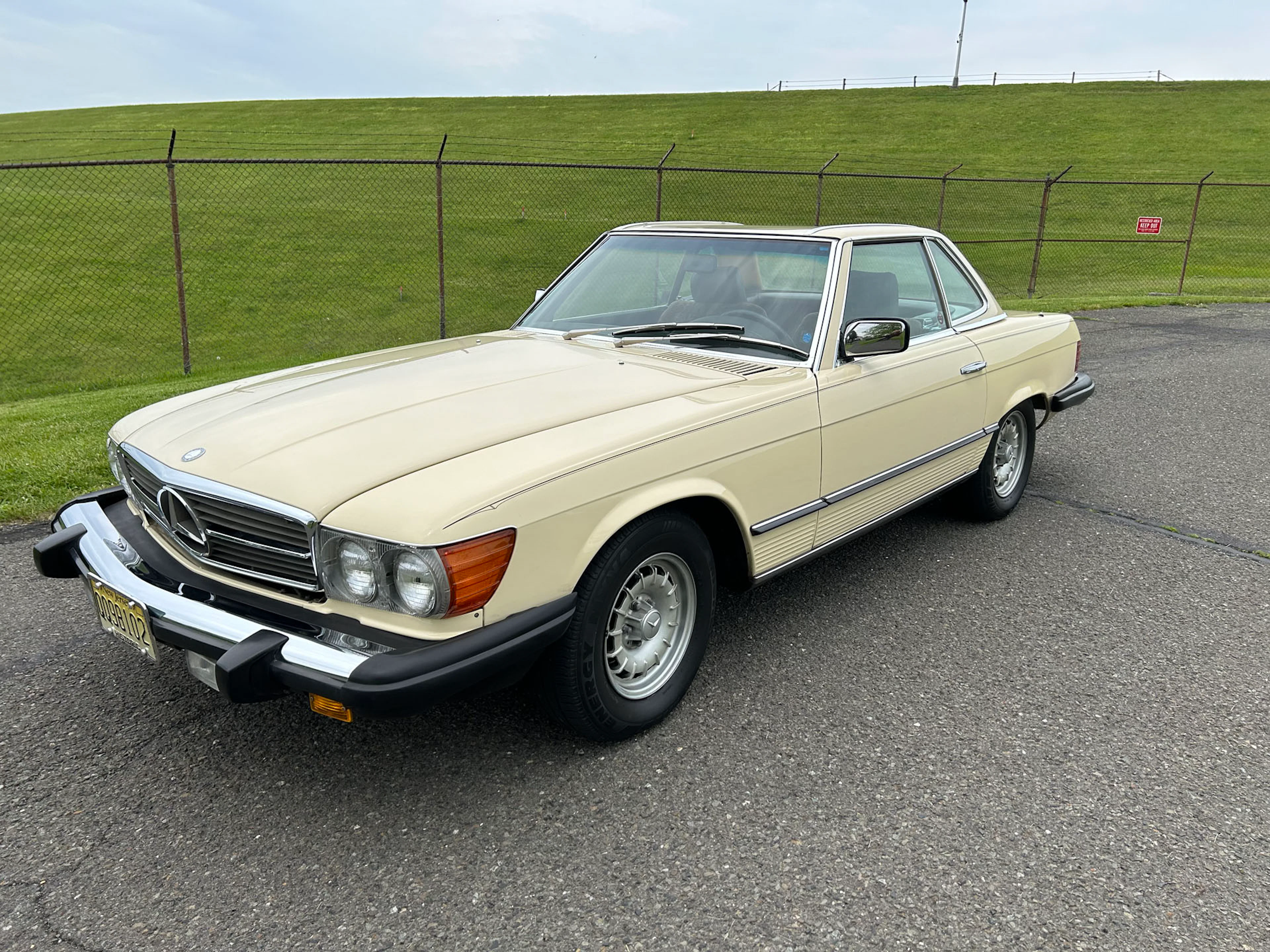 1985 Mercedes-Benz 380 SL