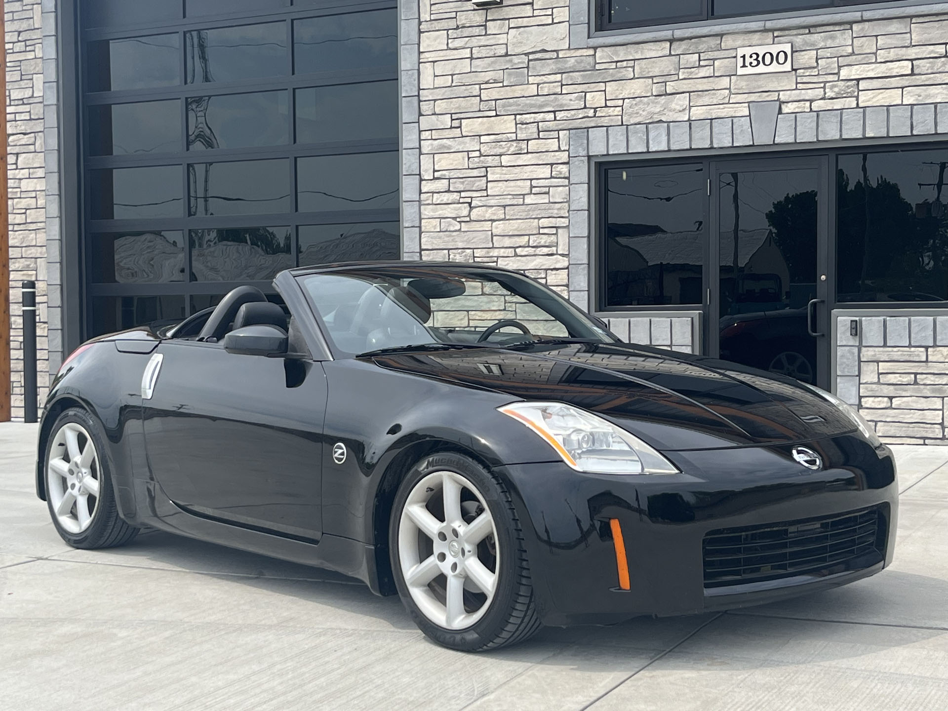 2004 Nissan 350Z Enthusiast Convertible