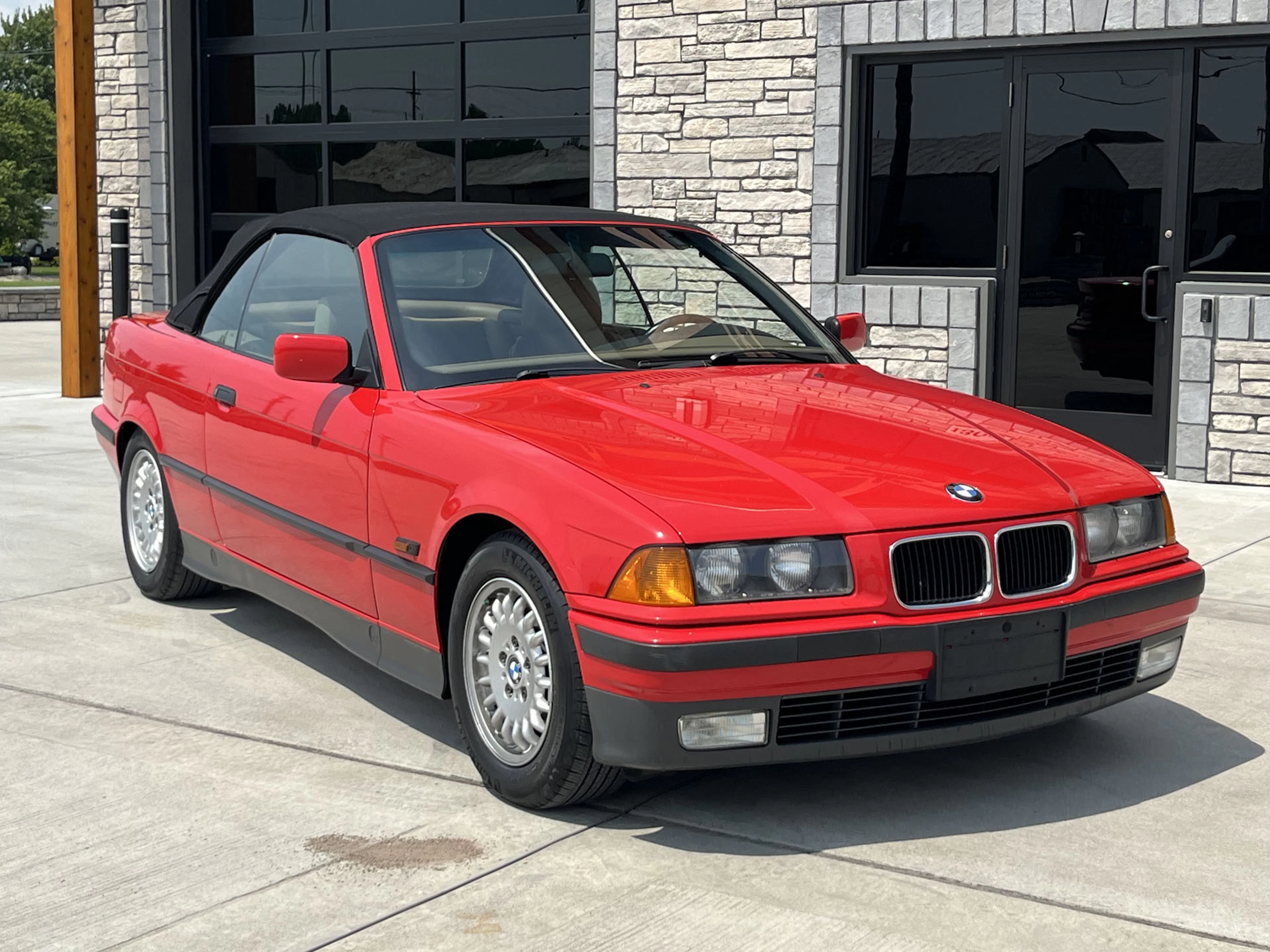 1995 BMW 325i Cabriolet