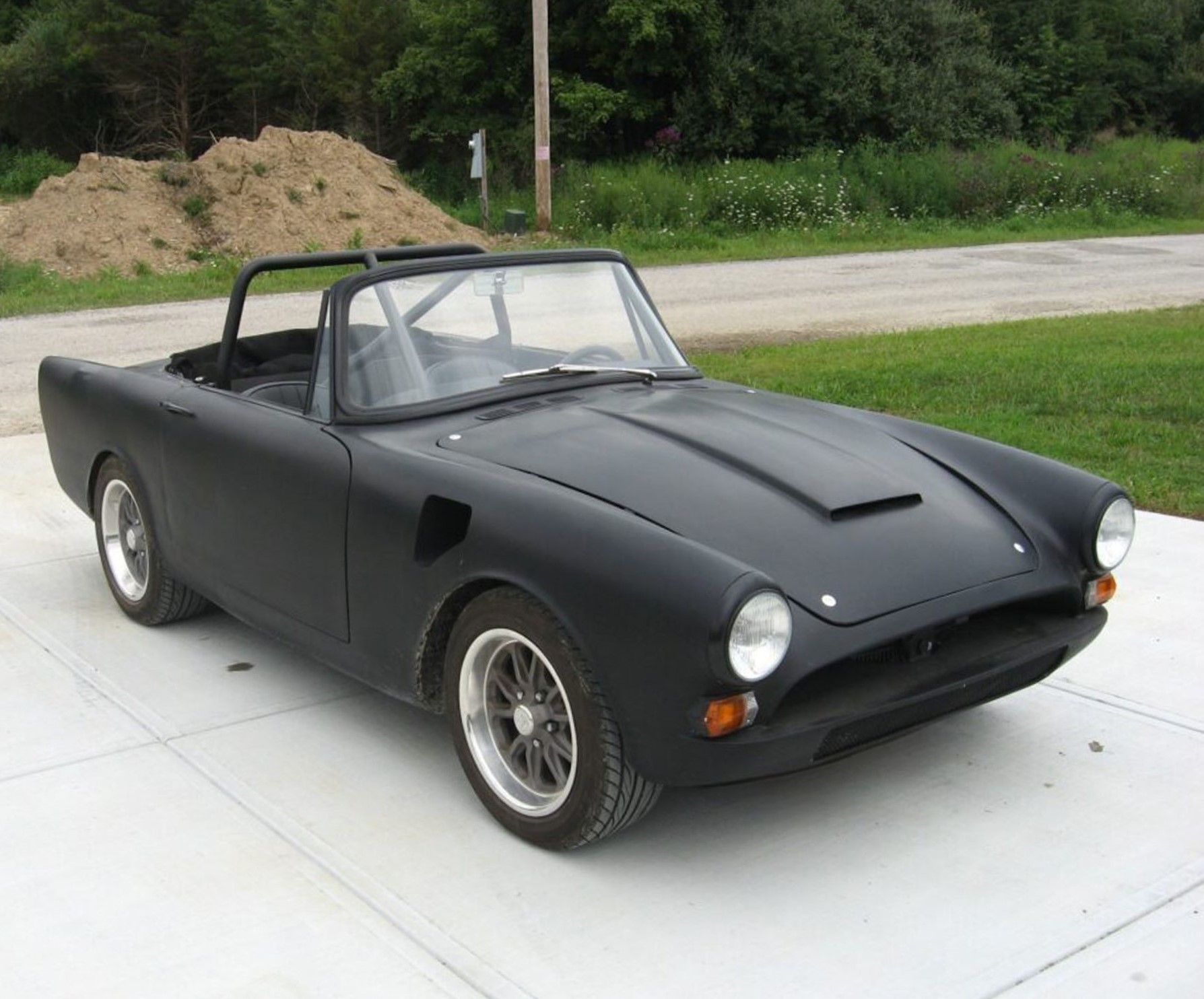 V8-Powered 1965 Sunbeam Alpine