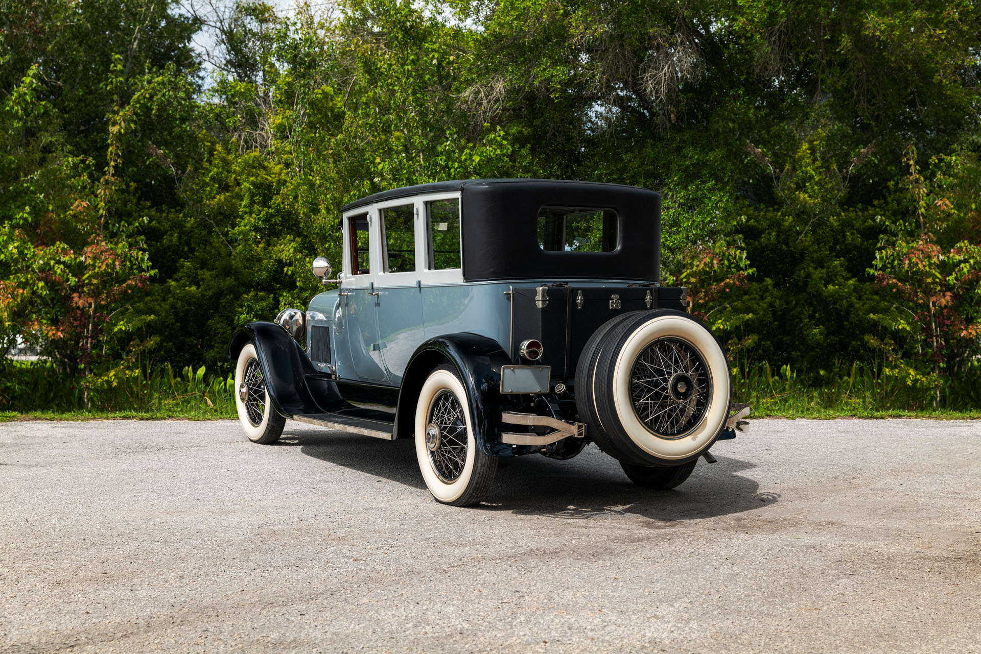 1925 Lincoln Model L Three-Window Four-Door “Berline” by 1925 Lincoln Model L Three-Window Four-Door “Berline” by
