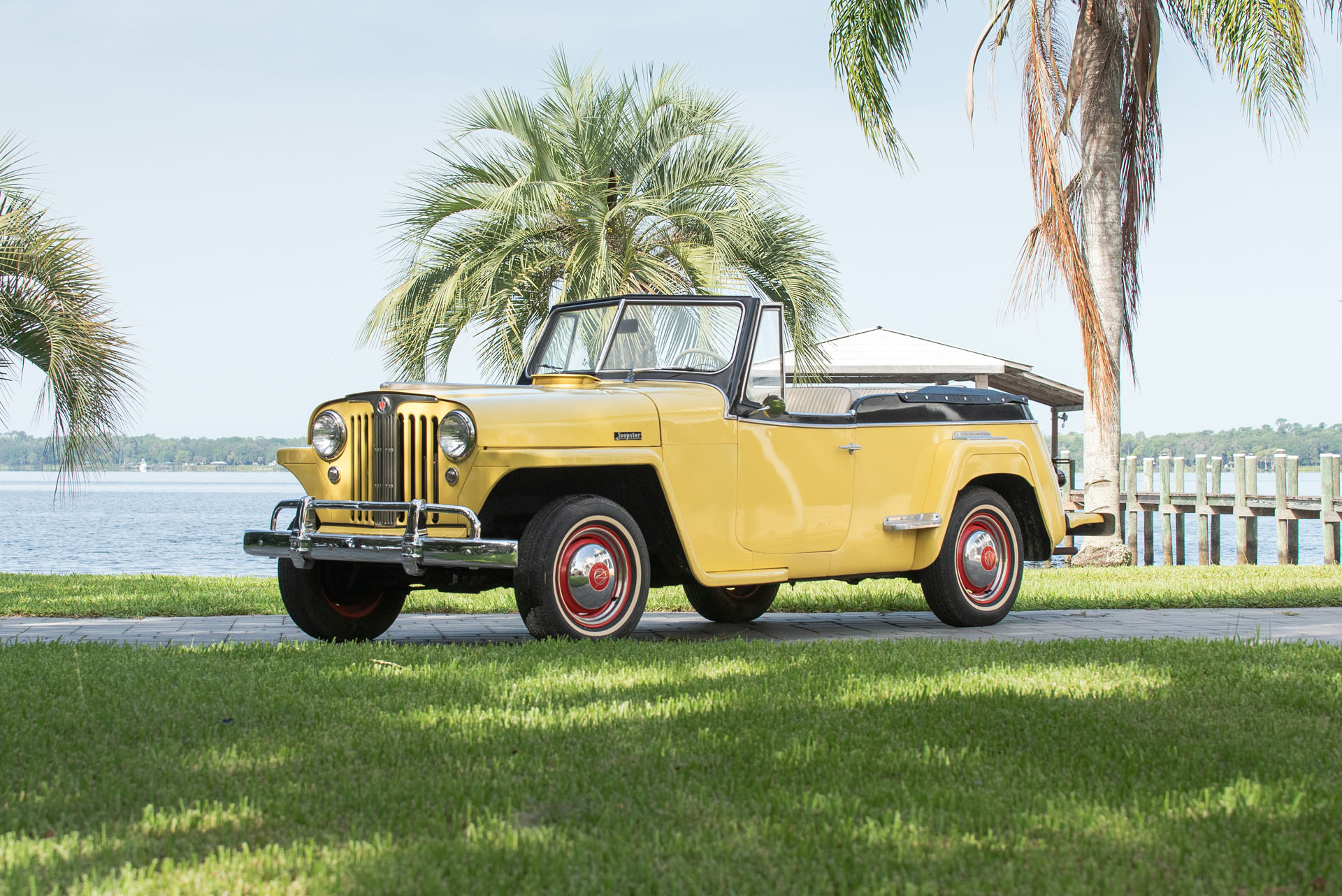 1948 Willys-Overland Jeepster