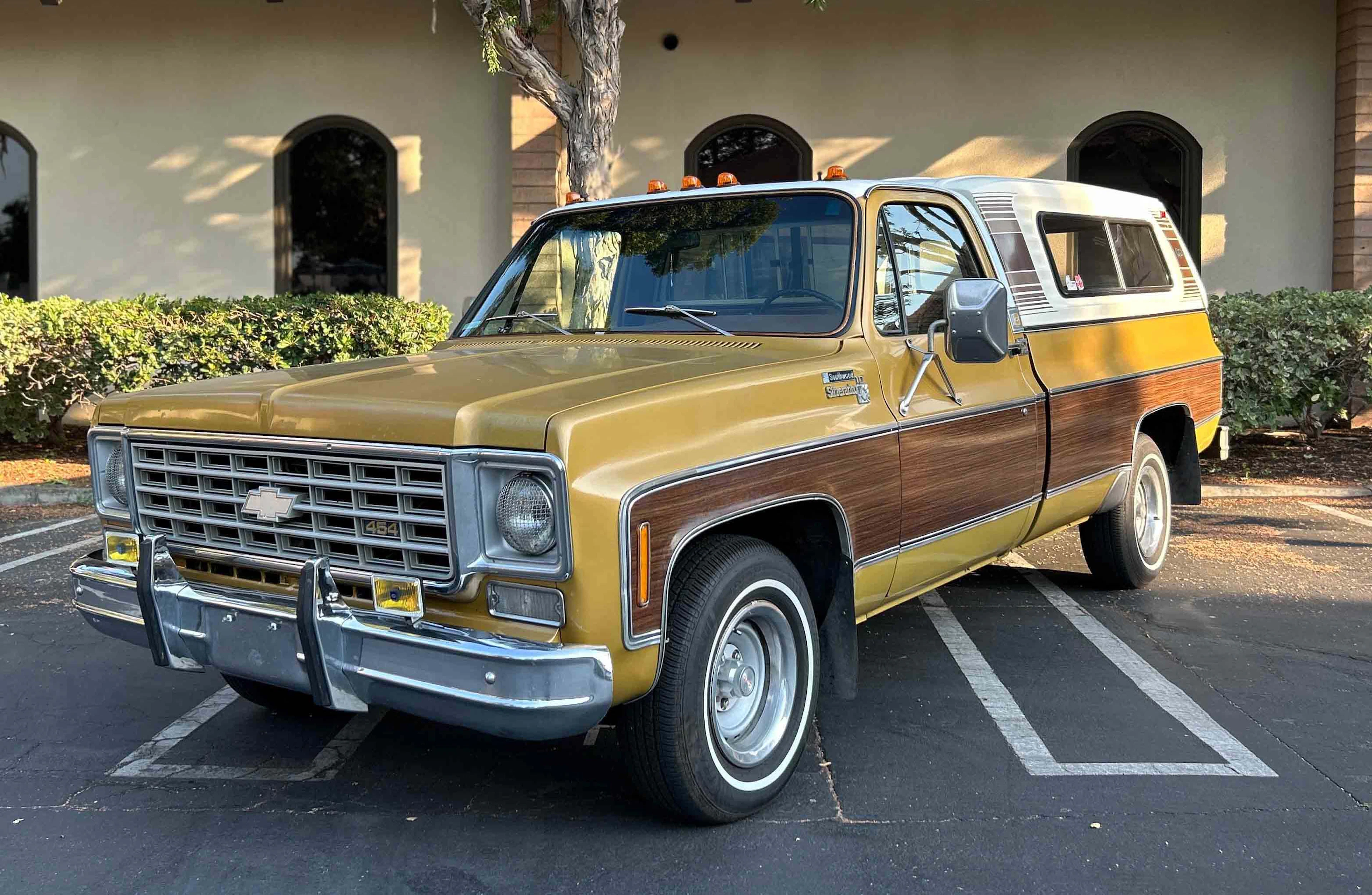 1976 Chevrolet C10 Silverado Trailering Special