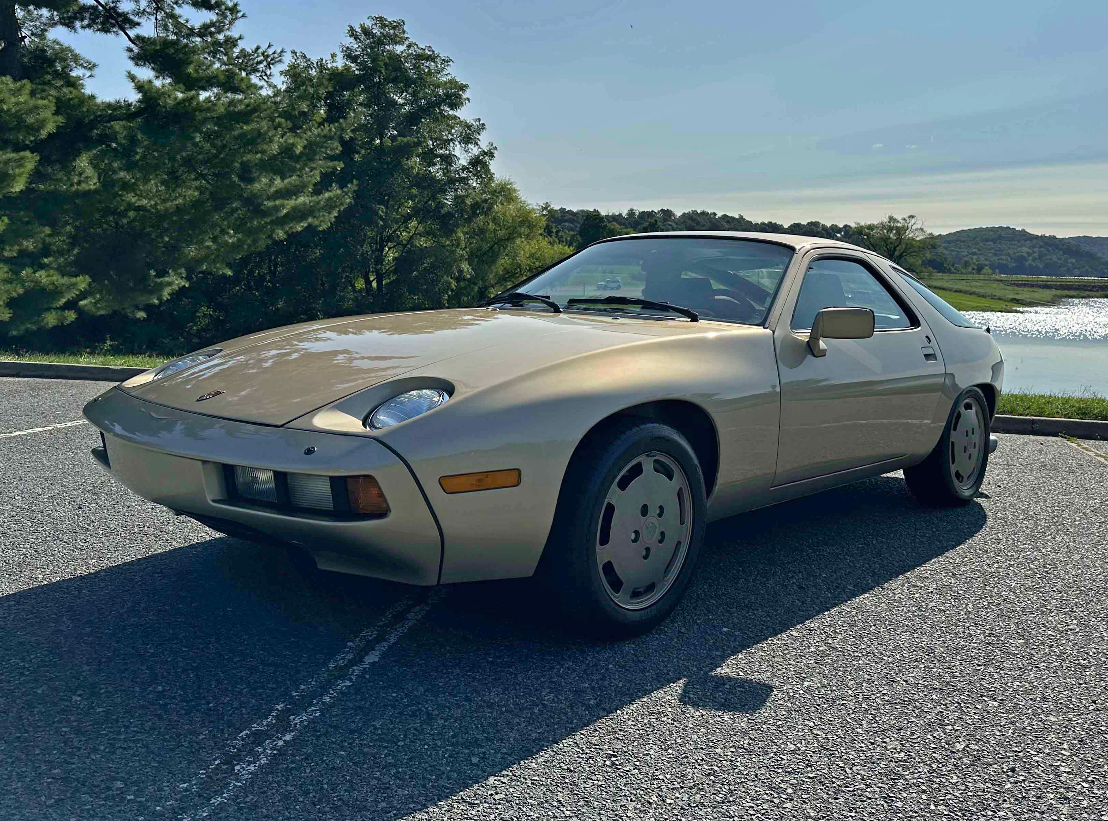 1984 Porsche 928 S