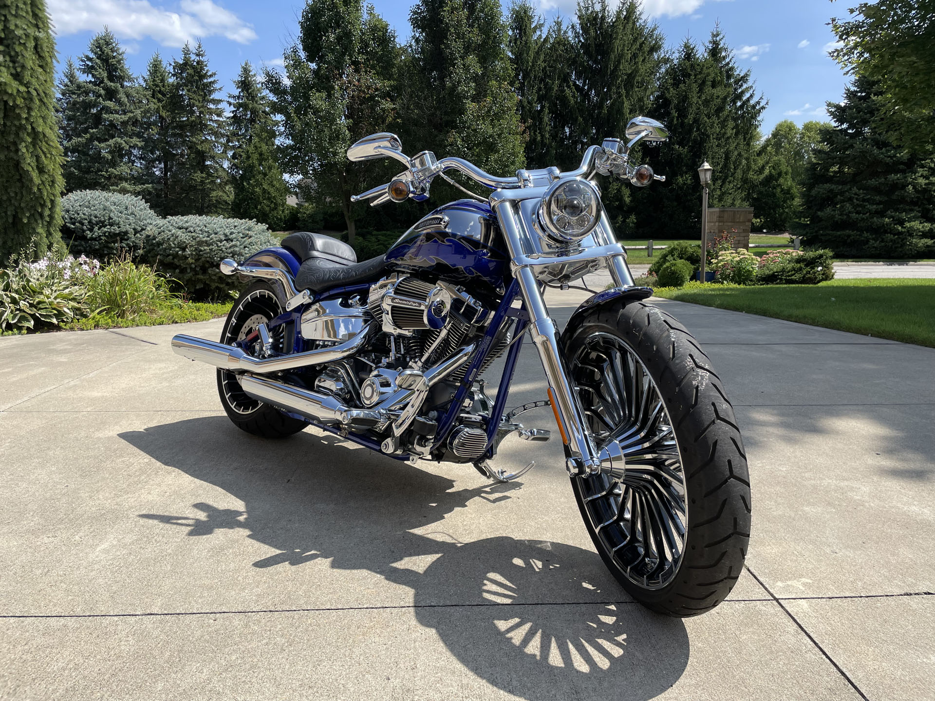 2014 Harley-Davidson CVO Breakout